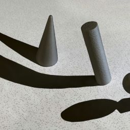 J.-Ignacio_Garcia-Palacin_Proyeccion-Conica-sobre-superficie-alabeada-de-cuerpos-geometricos-3D_02-2020-Fotografía matemática