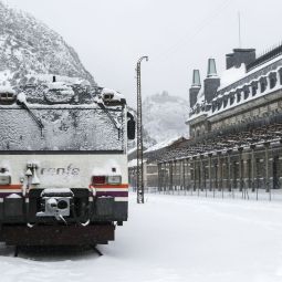 Carlos_Briz-Ponce_Canfranc-nevado_01-2020-Libre