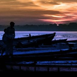 J.-Ignacio_Garcia-Palacin_Barcas-del-Ganges_06-2020-Libre
