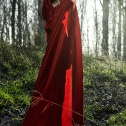 SUSANA-Carreras-Montoto_La-niña-del-bosque_02-2021-