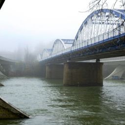 javier-villagrasa_entre-puentes_01-2022-io Ebro