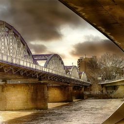 Jose-Miguel-Luna-Romero_El-Viejo-Puente_02-2022-A Contraluz