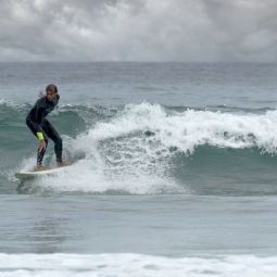 Belen-Llamas-Gracia_BAILANDO-SOBRE-LAS-OLAS_07-2022-Deporte