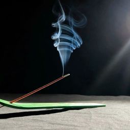 Belén-Llamas-Gracia_Piruetas-De-Humo_09-Libre