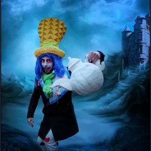 Pili García Pitarch. In Wonderland. España. 2013